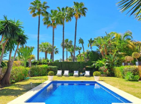 Noctua villa luxury paraíso estepona 001